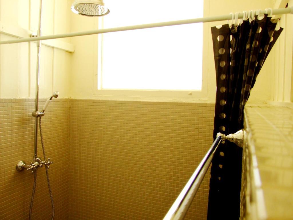 Hotel The Hen HHQ Habitación foto